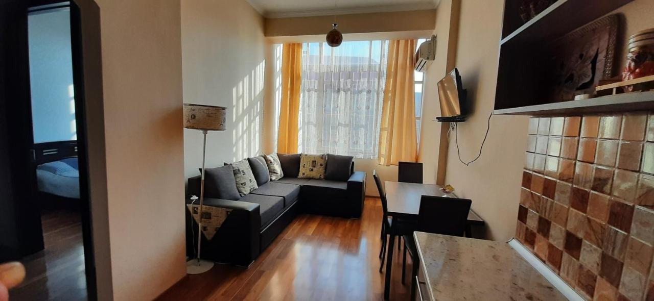 Apartment On Aleksandr Pushkin Street تبليسي المظهر الخارجي الصورة
