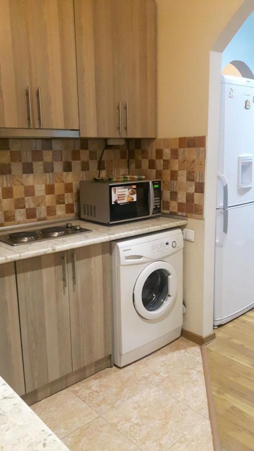 Apartment On Aleksandr Pushkin Street تبليسي المظهر الخارجي الصورة