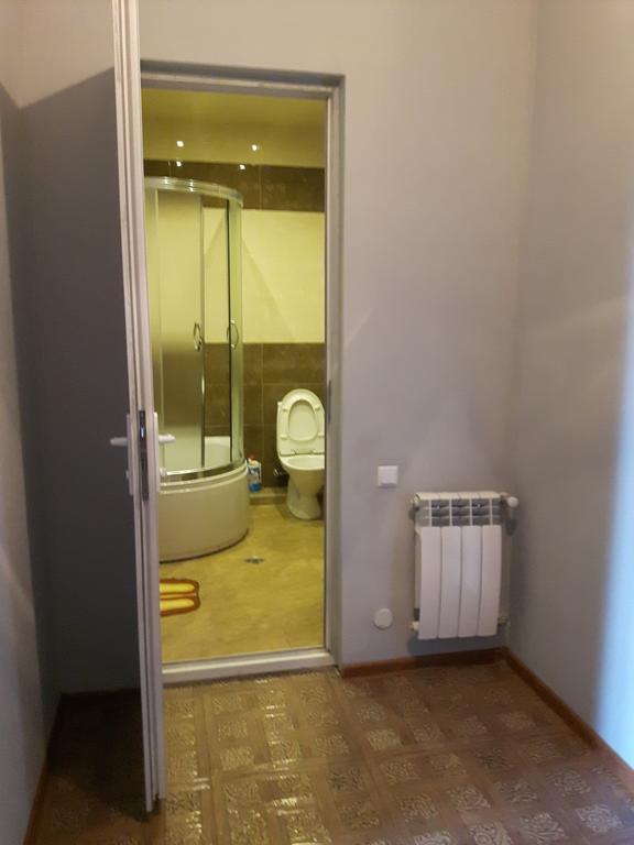 Apartment On Aleksandr Pushkin Street تبليسي المظهر الخارجي الصورة
